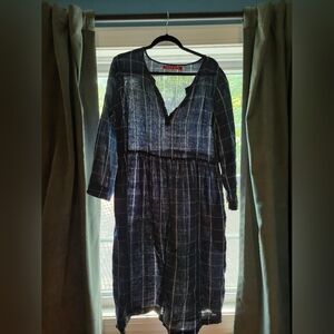 Pyne and Smith blue windowpane linen long sleeve dress